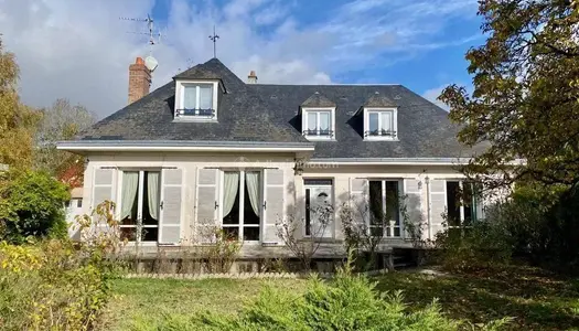 Vente Maison 238 m² à La Chartre-sur-le-Loir 274 000 €