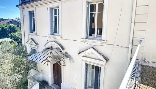 Dpt Drôme (26), à vendre MONTELIMAR, Maison Bourgeoise du 19ème siècle, avec 4 Logements dans un 