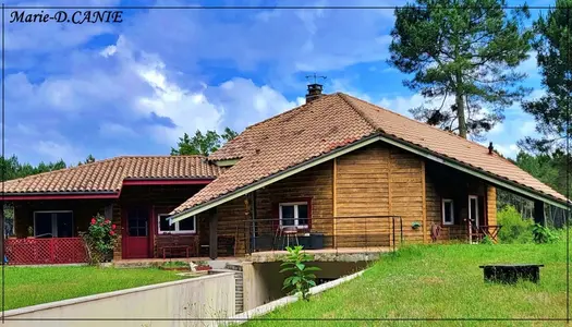 Maison de 270m² habitable, 5chambres, sur un terrain de 3600ha clos avec très peu d'entretien 