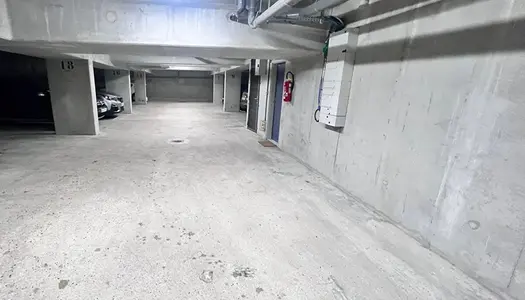Parking - Garage Location Clichy   125€
