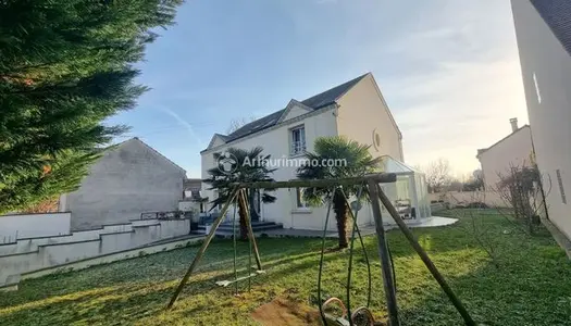 Maison 9 pièces 181 m²