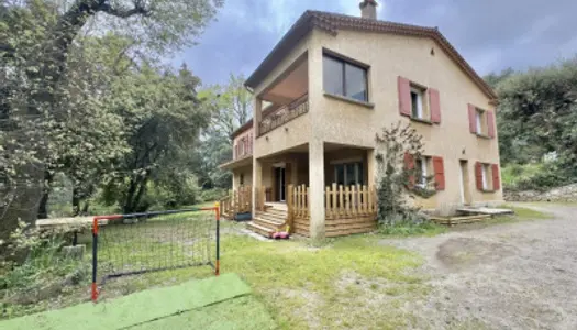 Maison 6 pièces 177 m²