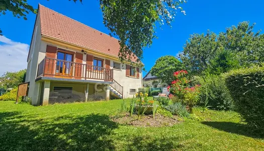 Dpt Essonne (91), à vendre MAUCHAMPS maison 6 pièces avec sous sol total sur terrain clos de 561 