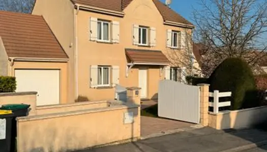 Maisons 8 pièces 150 M2