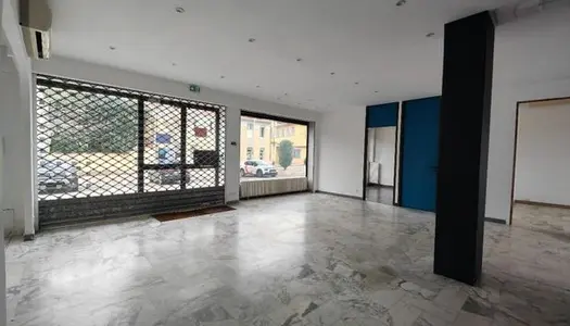 Bureau 90 m² 