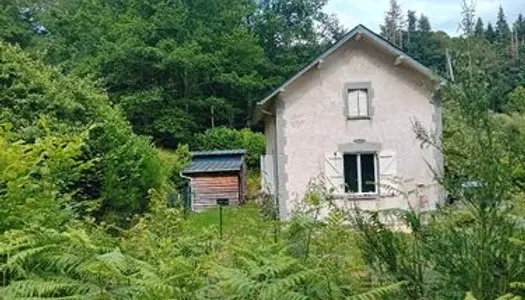 Maison en pierre granit ex SNCF 1922. + Terrain