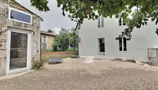 Propriété 4 pièces 140 m² 