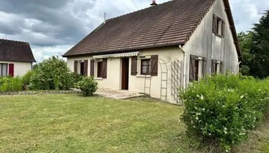 Belle maison avec un parc arboré de 10 000 m² 