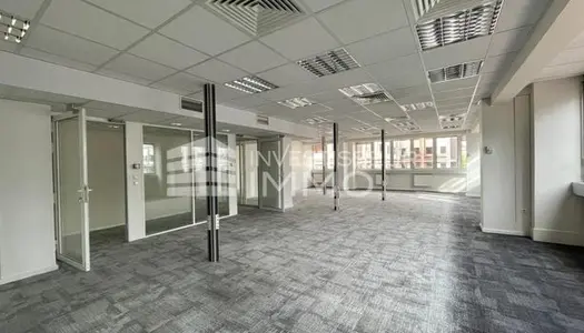Bureau 1350 m² 