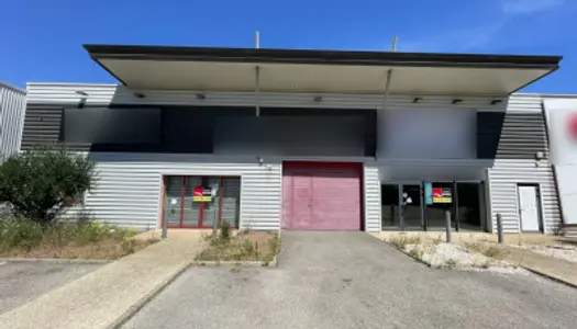 Local commercial 628 m² 