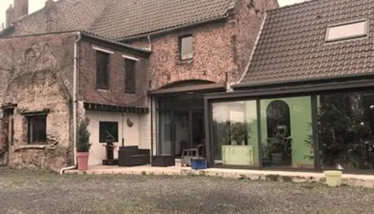 Maison 10 pièces 315 m²