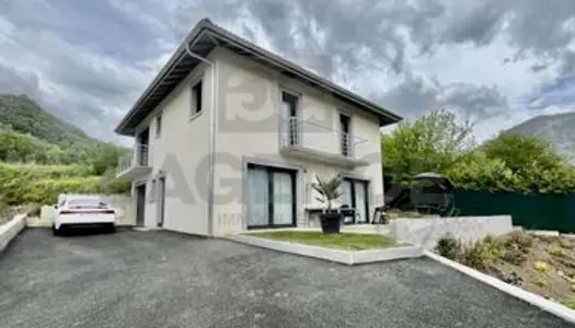 Maison 4 pièces 139 m²