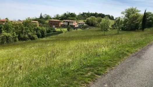 Terrain 424 m²