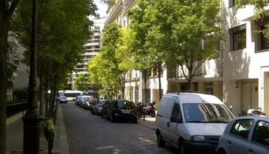 Vente parking rue Guy moquet Paris 17e 