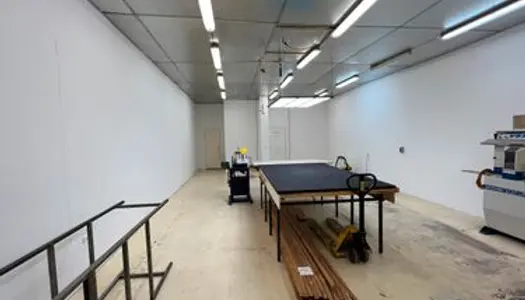 Atelier, surface de stockage 150 m2