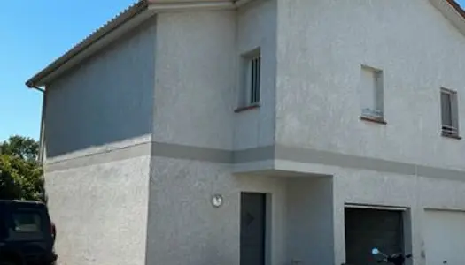 Location maison T4 82 m2 + garage 