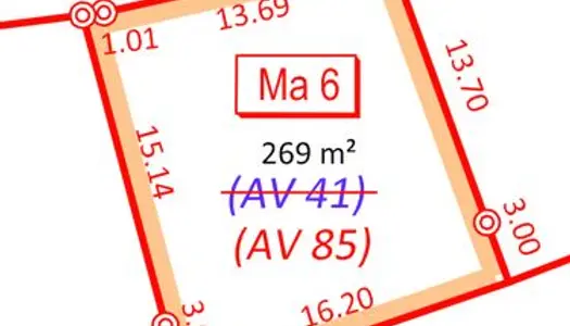 Terrain à Fléville-devant-Nancy, de 269 m2, viabilisé et libre de constructeur 