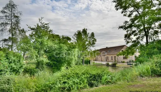 Dpt Sarthe (72), à vendre ETIVAL LES LE MANS maison 4 chambres - Terrain de 9 400 m2 