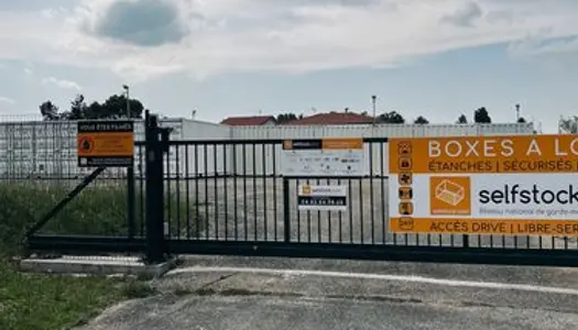 Box de Self stockage à Certines Bourg en Bresse / garde meubles de 3m² à louer