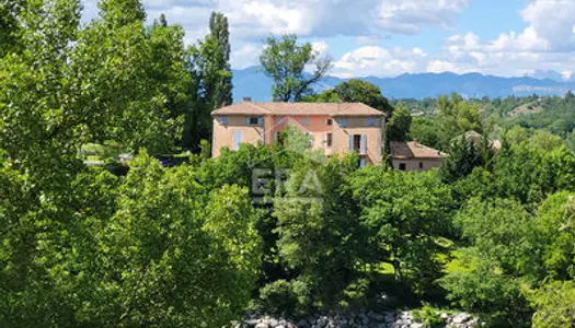 Demeure de prestige Sisteron 700 m2 terrain 5 ha, Bastide Alpes de Haute Provence 