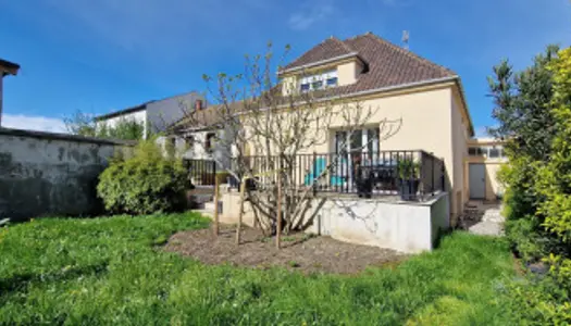 Maison 8 pièces 149 m²