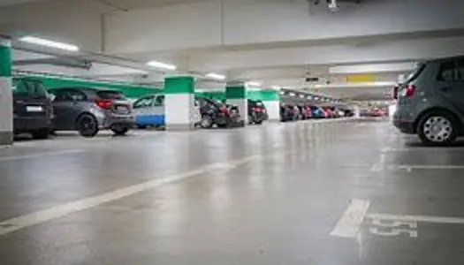 Place de parking sécurisée dans souterrain 