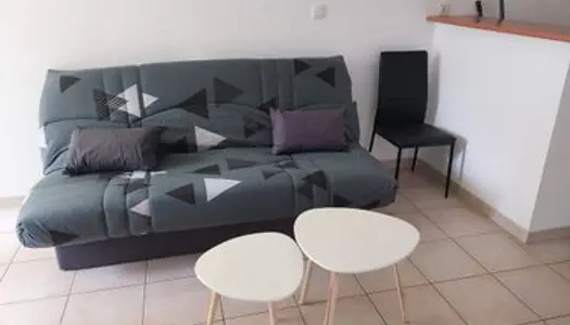 Appartement Location Arles  25m² 510€