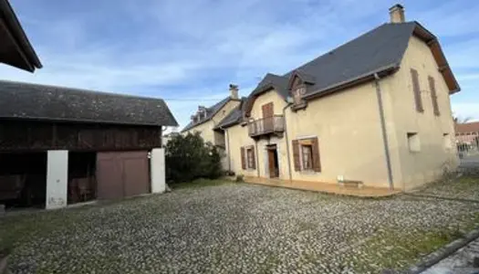 Propriété 6 pièces 150 m²