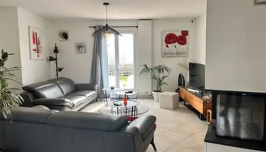 MAISON familiale 8 pièces plus de 200 M2