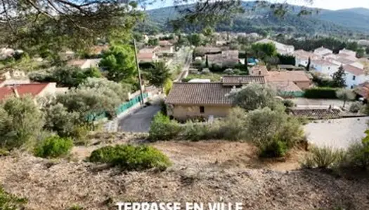 Terrain 2822 m² Cuges-les-Pins