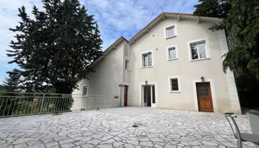 Maison 5 pièces 168 m² 