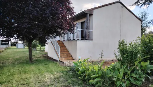 Dpt Deux Sèvres (79), à vendre proche de THOUARS maison P6 de 121 m² - Terrain de 2 046,00 m² 