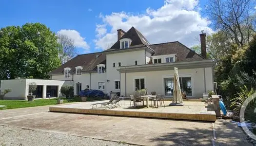 Maison 13 pièces 443 m²