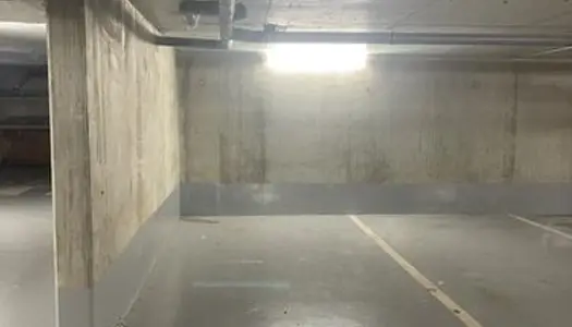 Place de parking souterrain