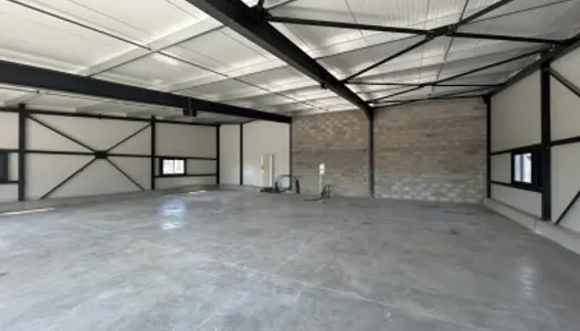 Local commercial 353 m² 