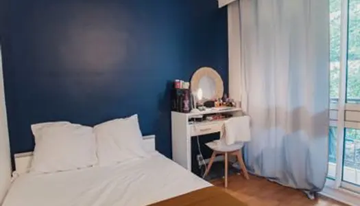 Chambre meublée dans coliving 