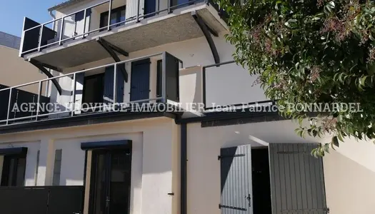 Vente Appartement 94 m² à Sainte-Cécile-les-Vignes 280 900 €