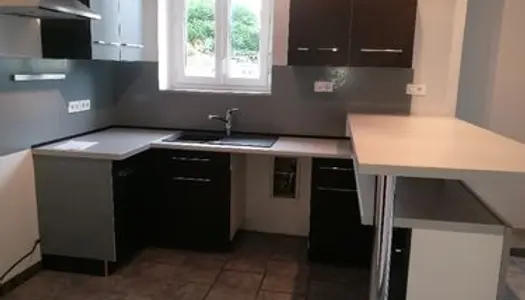 Appartement T3 avec jardin refait à Montceau-les-Mines 