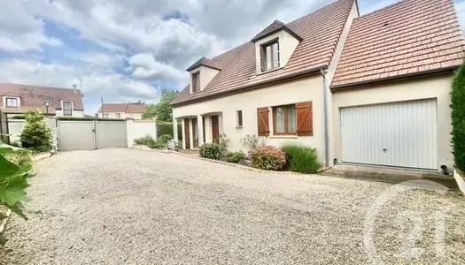 Maison 7 pièces 140 m² 