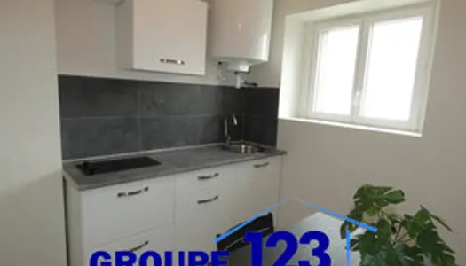Appartement Location Bassou 1p 31m² 360€