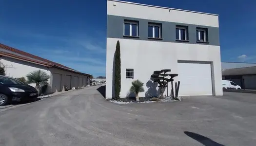 Local commercial 310 m²