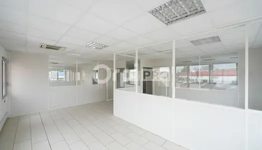 Bureaux 350 m² 