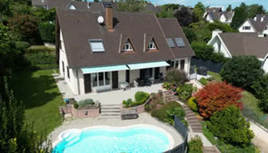 Magnifique villa avec vue sur les hauteurs de Zimmersheim 