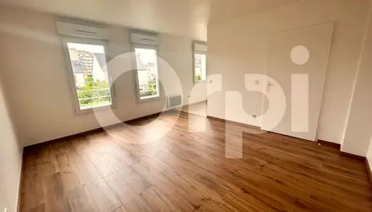 Studio 1 pièce 32 m² 