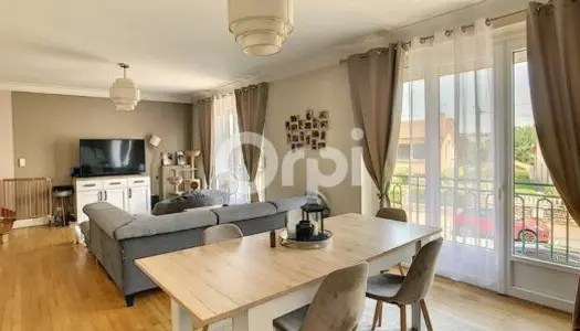 Appartement 3 pièces 124 m² 