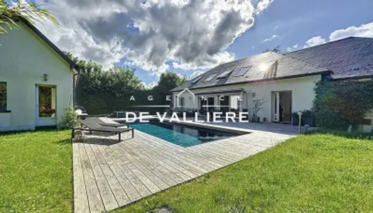 Maison 6 pièces 227 m² 