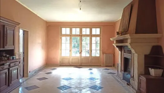 Maison 8 pièces 216 m²