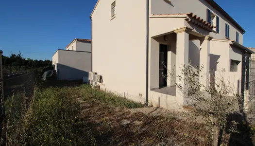  Maison T4 94 m2 en location à Avignon 