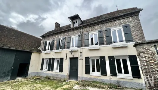 Vente d'une belle bâtisse à rénover de 235m2 à Estissac  