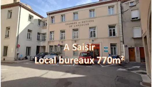 Vente bureaux de 770m² à Tournon-sur-Rhône centre 